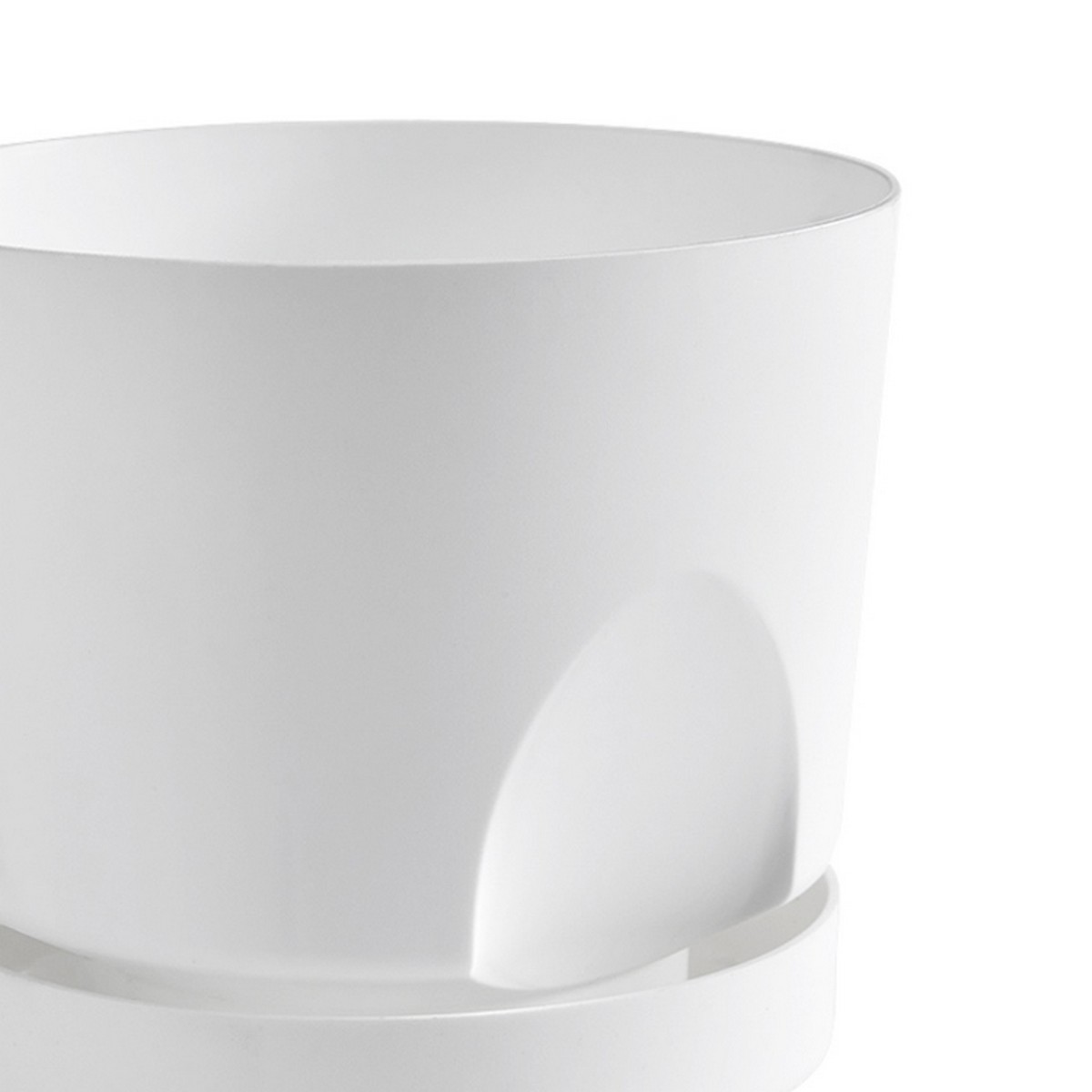 Цв. горшок Тренд (пластик), D12xH11см, 0,8л, белый в интернет-магазине флористических аксессуаров Азалия Декор