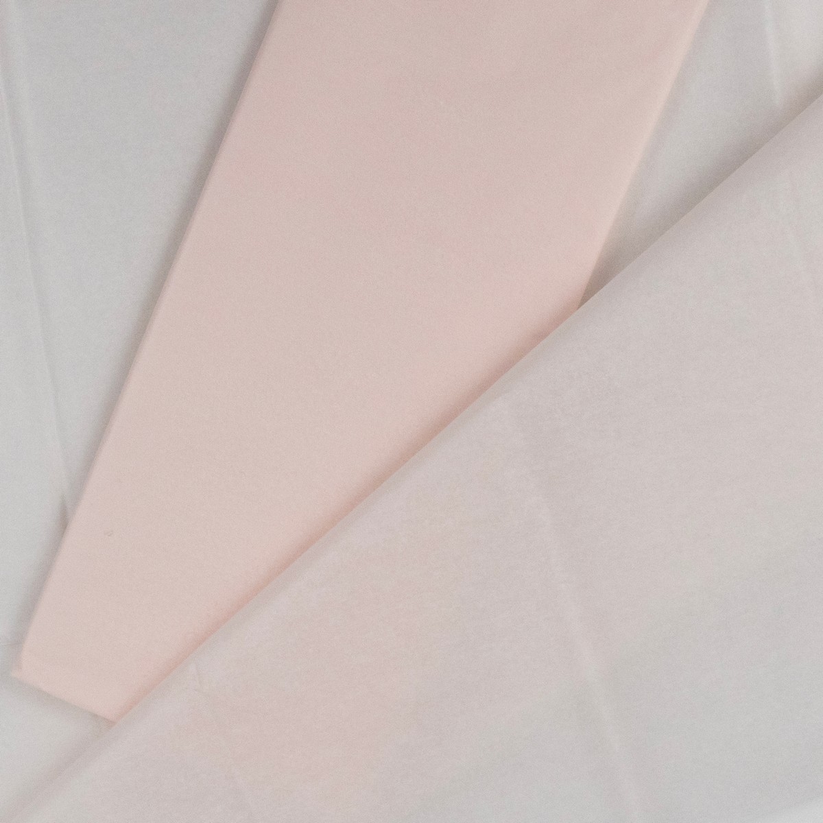 Бумага тишью 10 шт., 50x66 см, нежно-розовый в интернет-магазине флористических аксессуаров Азалия Декор