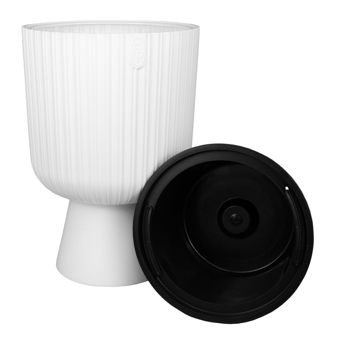 Кашпо со вставкой Мика на ножке (пластик), D29xH43см, 5,5л, белый в интернет-магазине флористических аксессуаров Азалия Декор