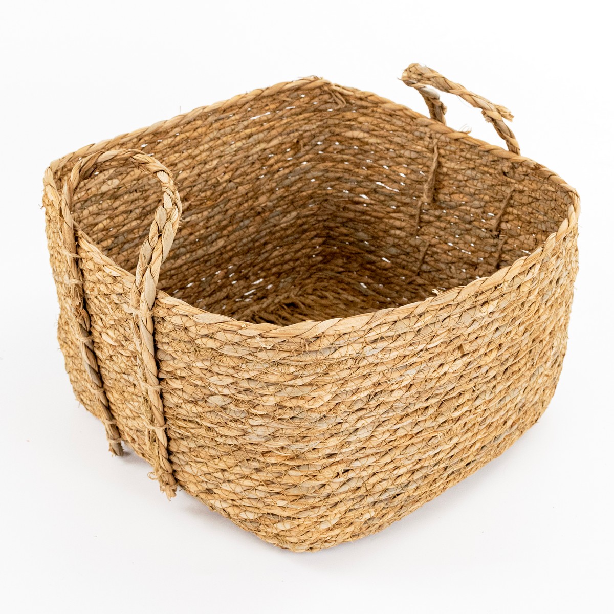 Набор корзин плетеных 3шт. (растительный материал), 37х37xH22см, натуральный в интернет-магазине флористических аксессуаров Азалия Декор