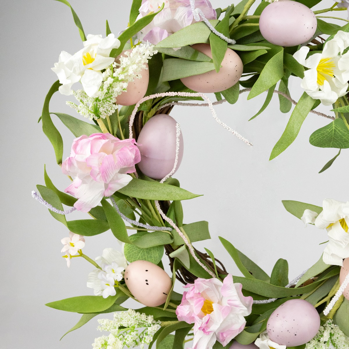 Венок пасхальный с яйцами, D40см, розовый в интернет-магазине флористических аксессуаров Азалия Декор