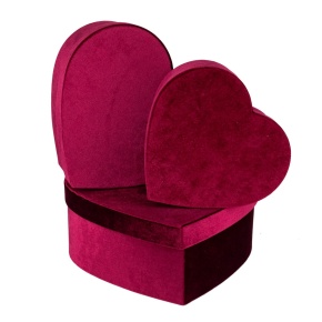 Набор коробок Сердце 3шт., 30х27,5х6,6см, бордовый в интернет-магазине флористических аксессуаров Азалия Декор