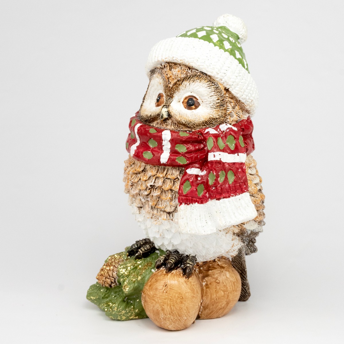 Сувенир Сова в шарфе (полирезин), Н17,5х11х10см, коричневый в интернет-магазине флористических аксессуаров Азалия Декор