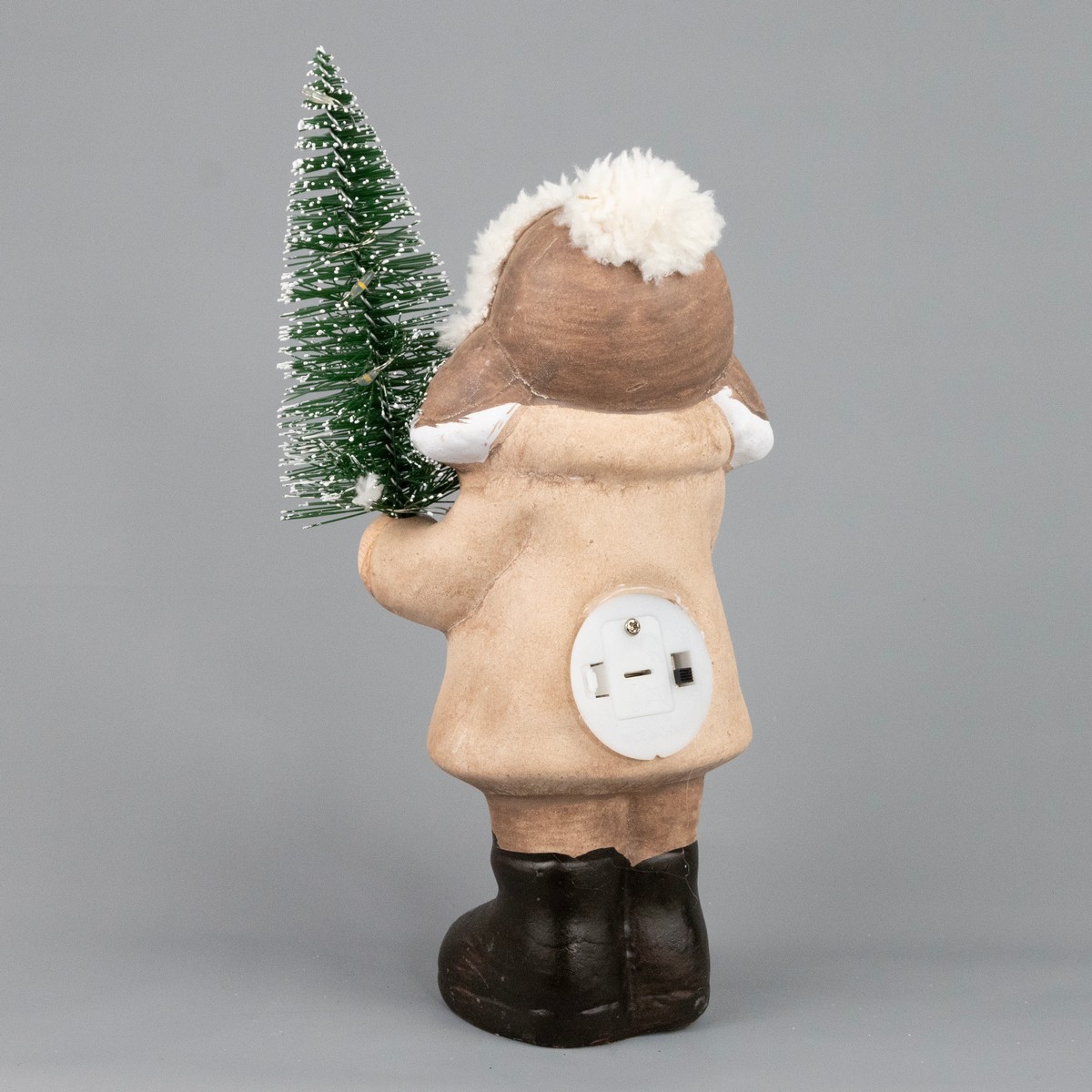 Сувенир Мальчик/Девочка с елочкой (керамика), Н20х11х8см, в асс., кремовый в интернет-магазине флористических аксессуаров Азалия Декор