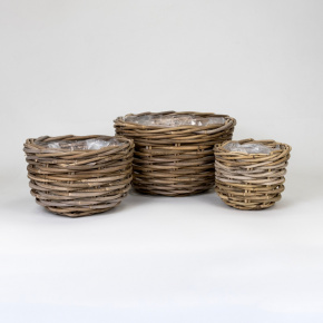 Набор кашпо плетеных 3шт. (ротанг), D35xH21см, серый в интернет-магазине флористических аксессуаров Азалия Декор