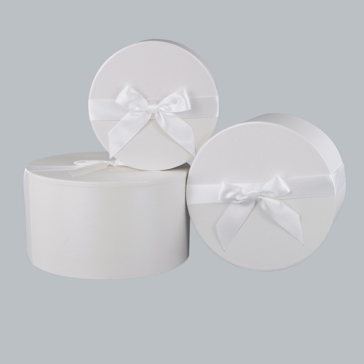 Набор коробок подарочных круглых 3шт. (картон), D21,5xH12см, белый в интернет-магазине флористических аксессуаров Азалия Декор