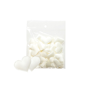 Набор сердечек, 3,2см, 50шт., белый в интернет-магазине флористических аксессуаров Азалия Декор