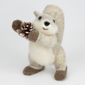 Сувенир Белочка (пенопласт/текстиль), 23х14x22см, кремовый в интернет-магазине флористических аксессуаров Азалия Декор