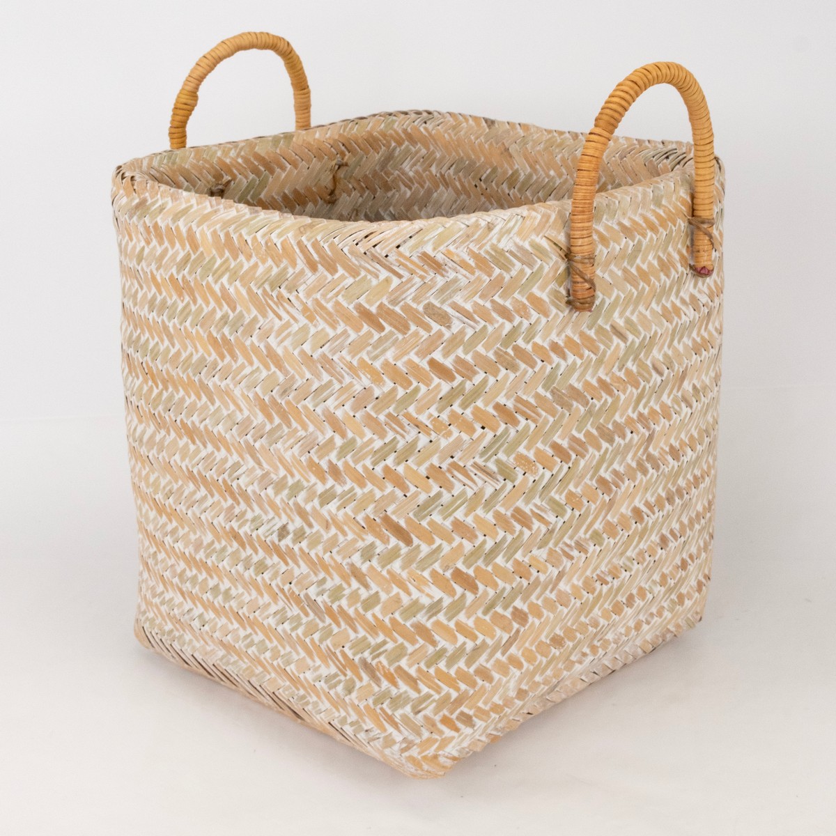 Набор корзин плетеных 2шт. (бамбук), 40x40хH45см, отбеленный в интернет-магазине флористических аксессуаров Азалия Декор