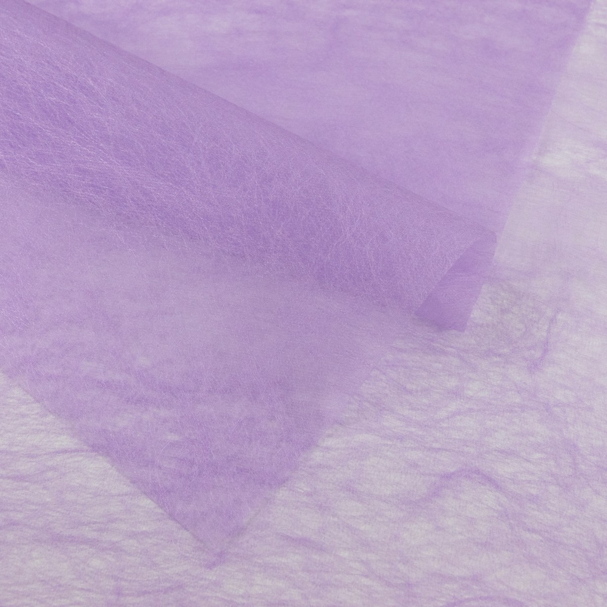 Фетр Паутинка 65гр,15 листов, 58х58см, сиреневый в интернет-магазине флористических аксессуаров Азалия Декор