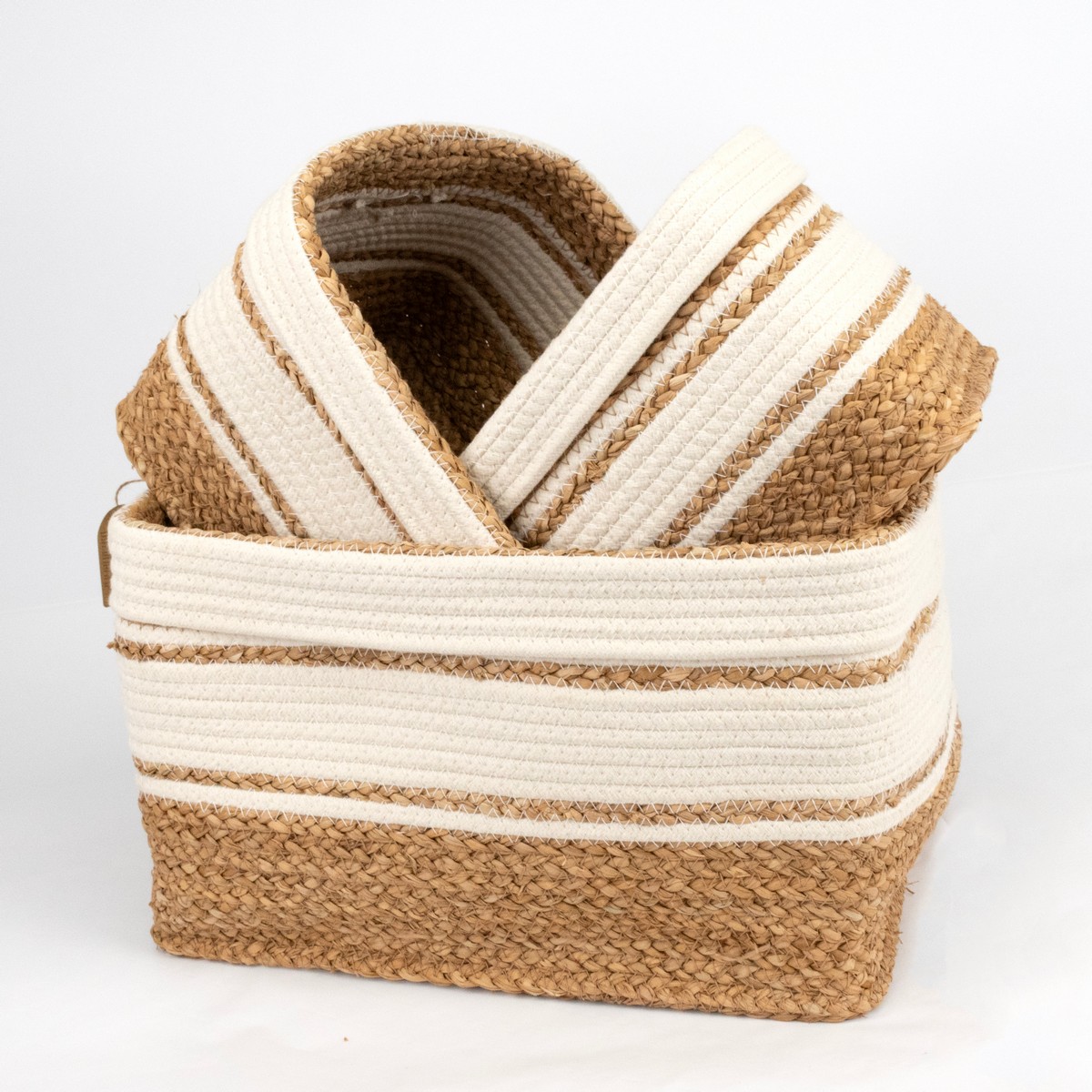 Набор ящиков плетеных 3шт. (растительный материал/джут), 40х30хH24см, натуральный/белый в интернет-магазине флористических аксессуаров Азалия Декор