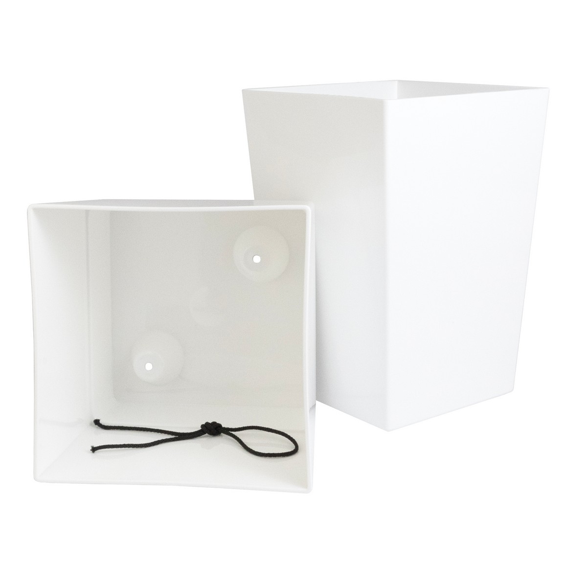 Кашпо Астра со вставкой (пластик), D18xH34см, 3,5л, белый в интернет-магазине флористических аксессуаров Азалия Декор