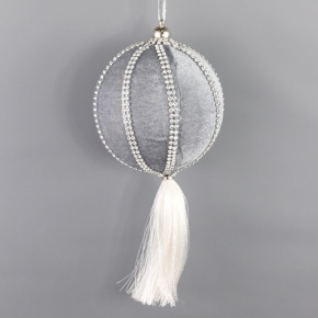 Украшение подвесное Шар с кисточкой, D10см, серый в интернет-магазине флористических аксессуаров Азалия Декор