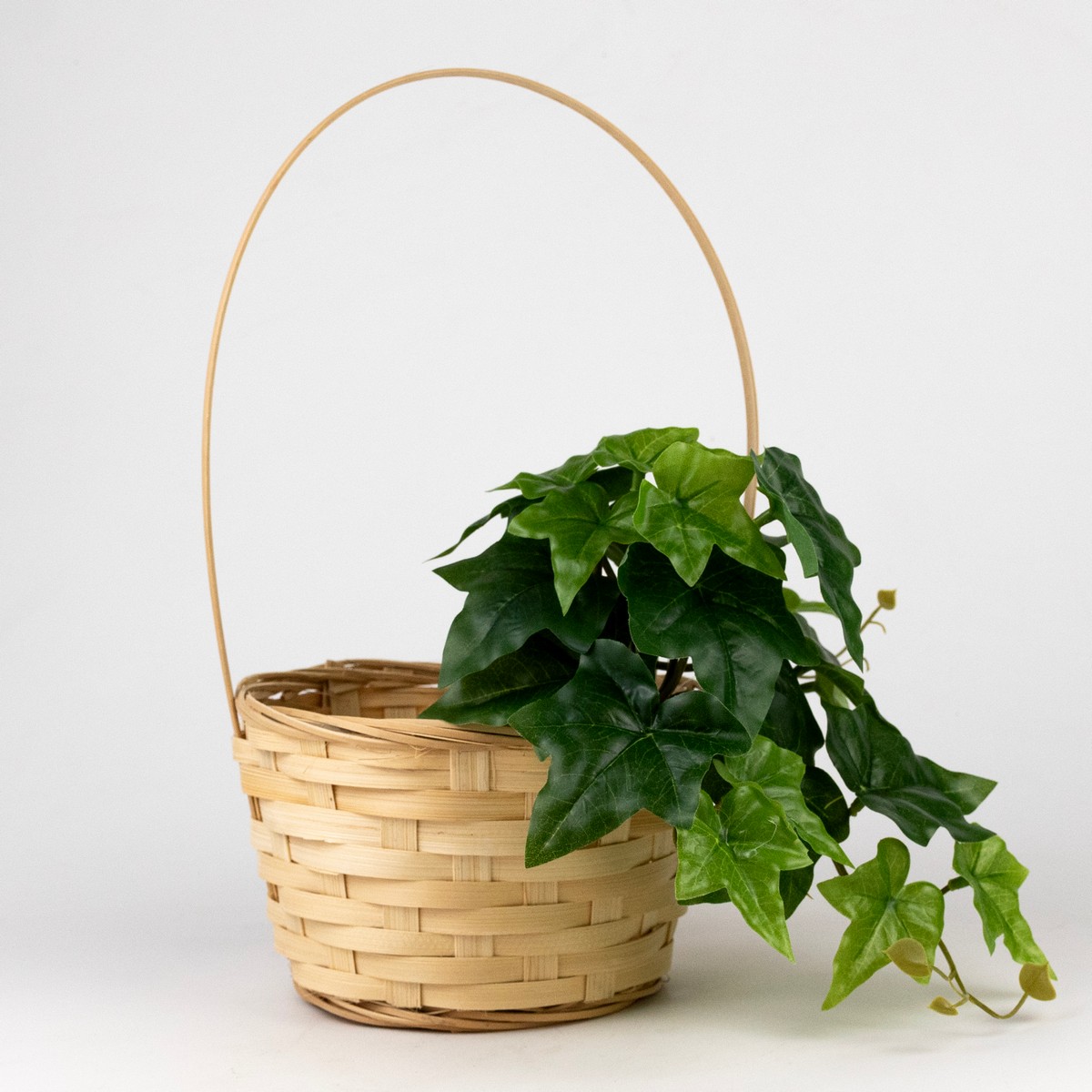Корзина плетеная (бамбук), D16х10хH32см, натуральный в интернет-магазине флористических аксессуаров Азалия Декор
