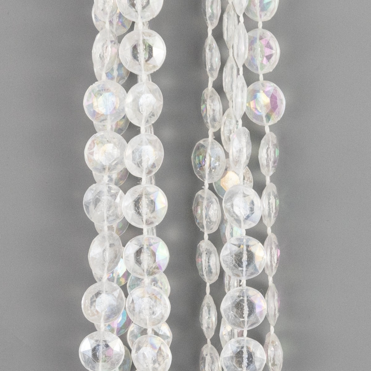 Гирлянда Бусы, 2,7мх10мм, прозрачный перламутровый в интернет-магазине флористических аксессуаров Азалия Декор