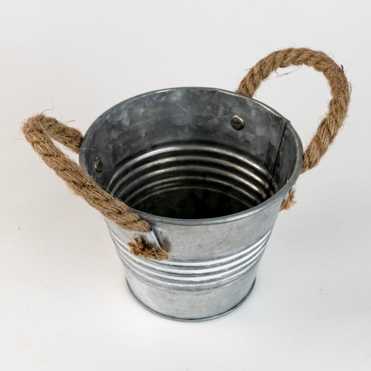 Кашпо с ручками (металл), D12xH12см, натуральный в интернет-магазине флористических аксессуаров Азалия Декор