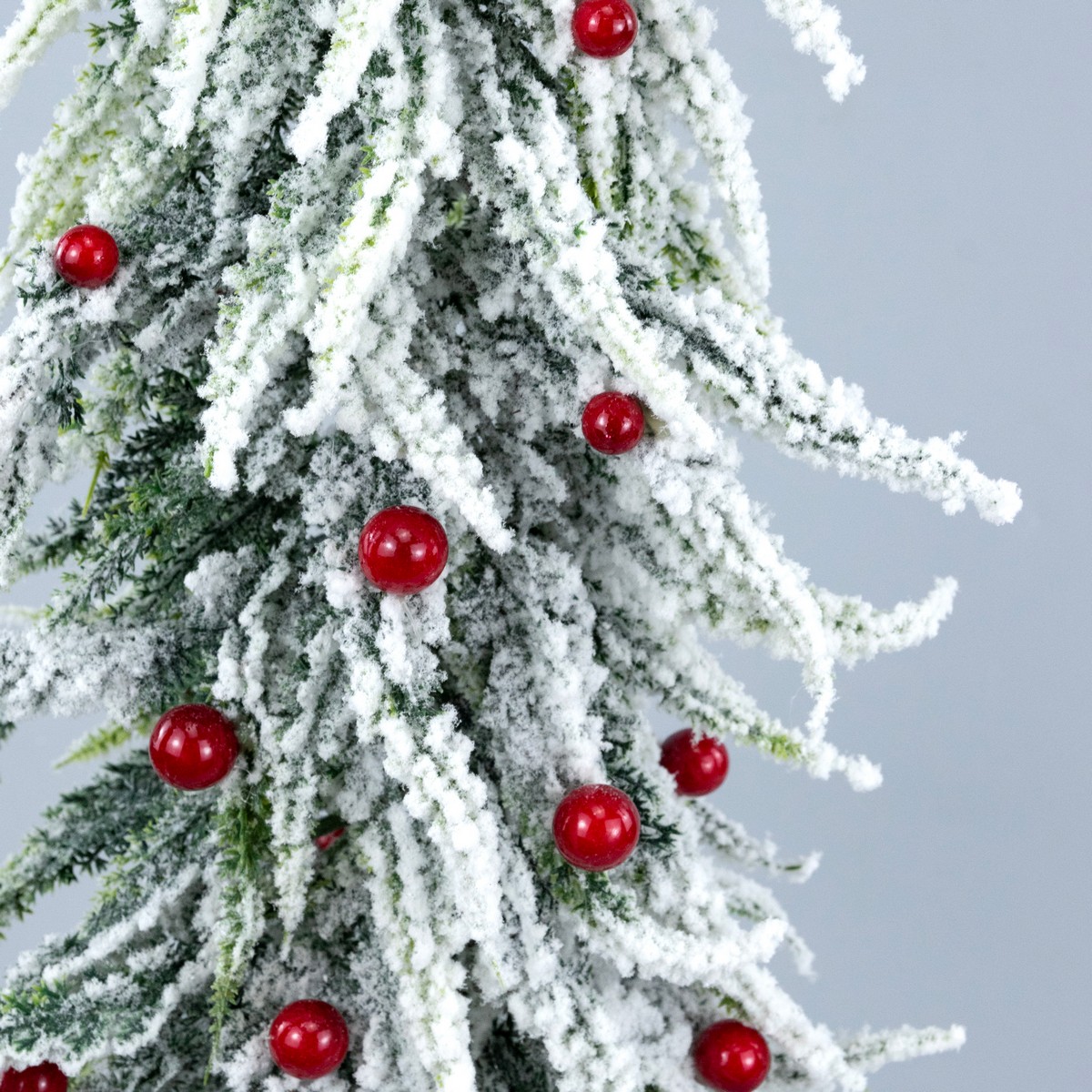 Ель искусств. заснеж. с шариками, Н63х15х15см, зеленый/красный в интернет-магазине флористических аксессуаров Азалия Декор