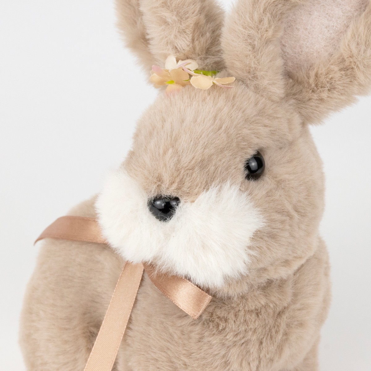 Сувенир Заяц (пенопласт/текстиль), H20x15x10см, коричневый в интернет-магазине флористических аксессуаров Азалия Декор