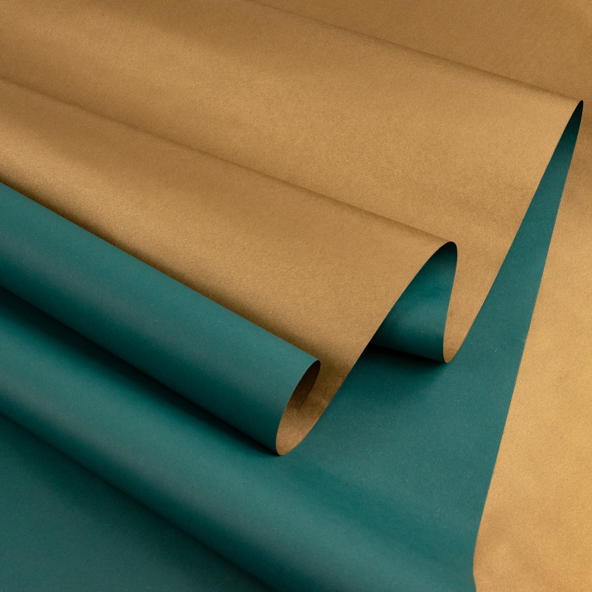 Бумага упаковочная крафт двусторонняя 60гр, 68 см 10 м, золотой/изумрудный в интернет-магазине флористических аксессуаров Азалия Декор